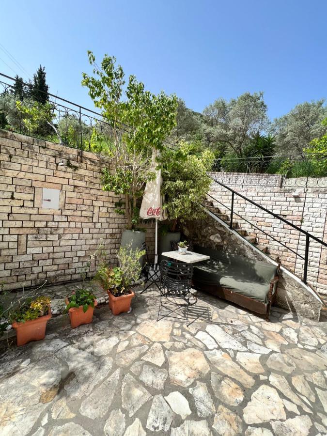 Lithino Apartments - 5Min From The Beach Agios Ioannis Peristeron  Exterior photo